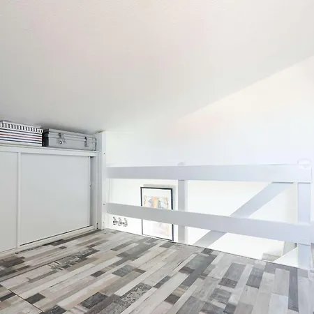 Pavillon Cosy Avec Terrasse A 250m De La ! - Fr-1-409-288 Narbona